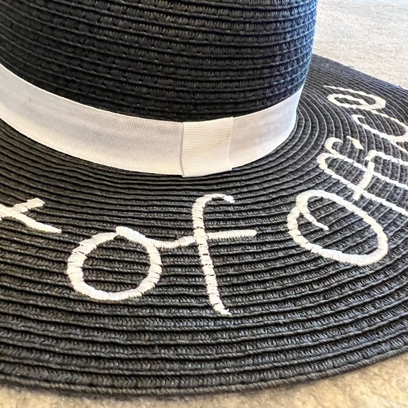 Out of Office Floppy Hat - Picture 3 of 5
